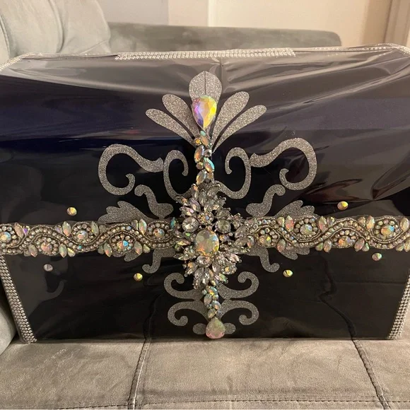 Quince accessories brand new